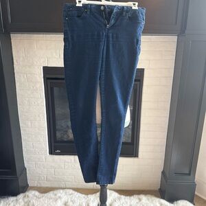 Club Monaco Women's Size 28 Dark Wash Skinny Jeans